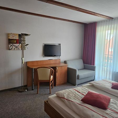 Hotel Zur Krone هاسلفيلد المظهر الخارجي الصورة