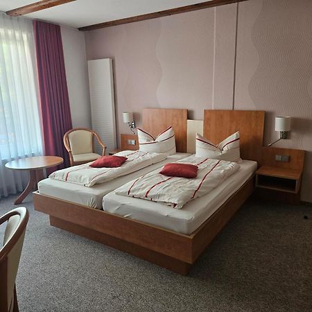 Hotel Zur Krone هاسلفيلد المظهر الخارجي الصورة